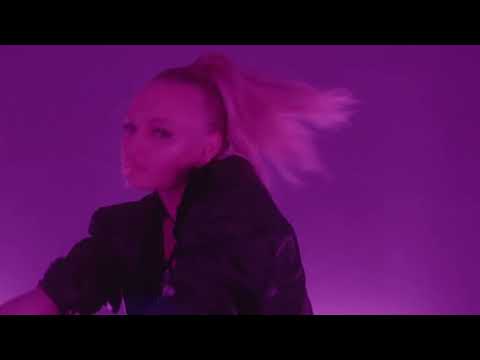 Katja Morozova | Badmomzjay - Sterne unterm Dach