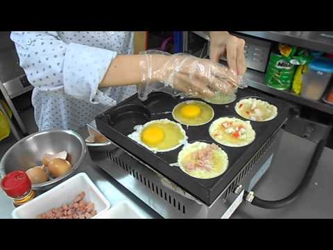 Telur Burger making process
