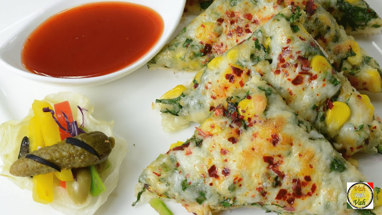 Toast with spinach and tomato spread