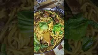 Pansit Guisado With Gulay