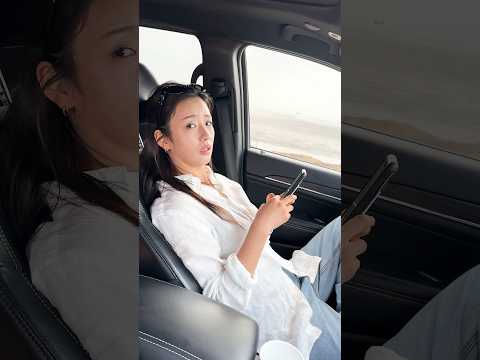 사진 안 찍는다며….