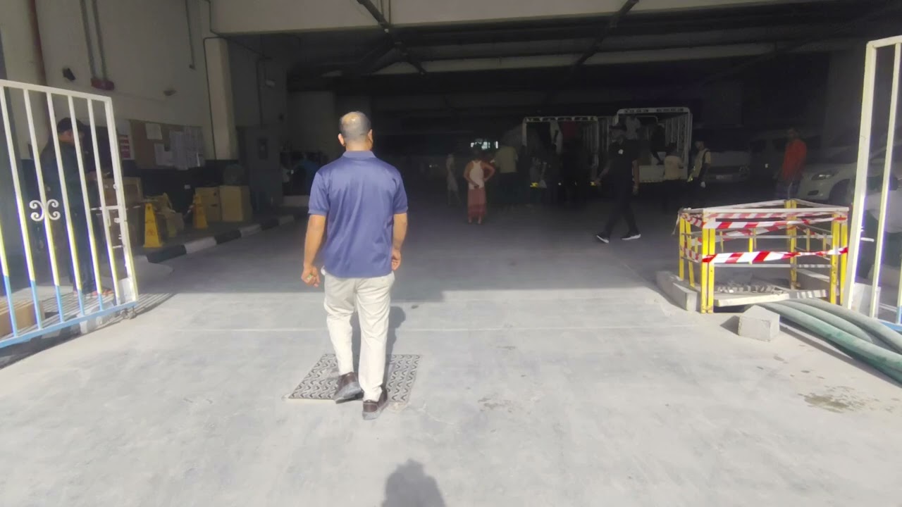 Binghati cleanco male camp jabal ali parco 