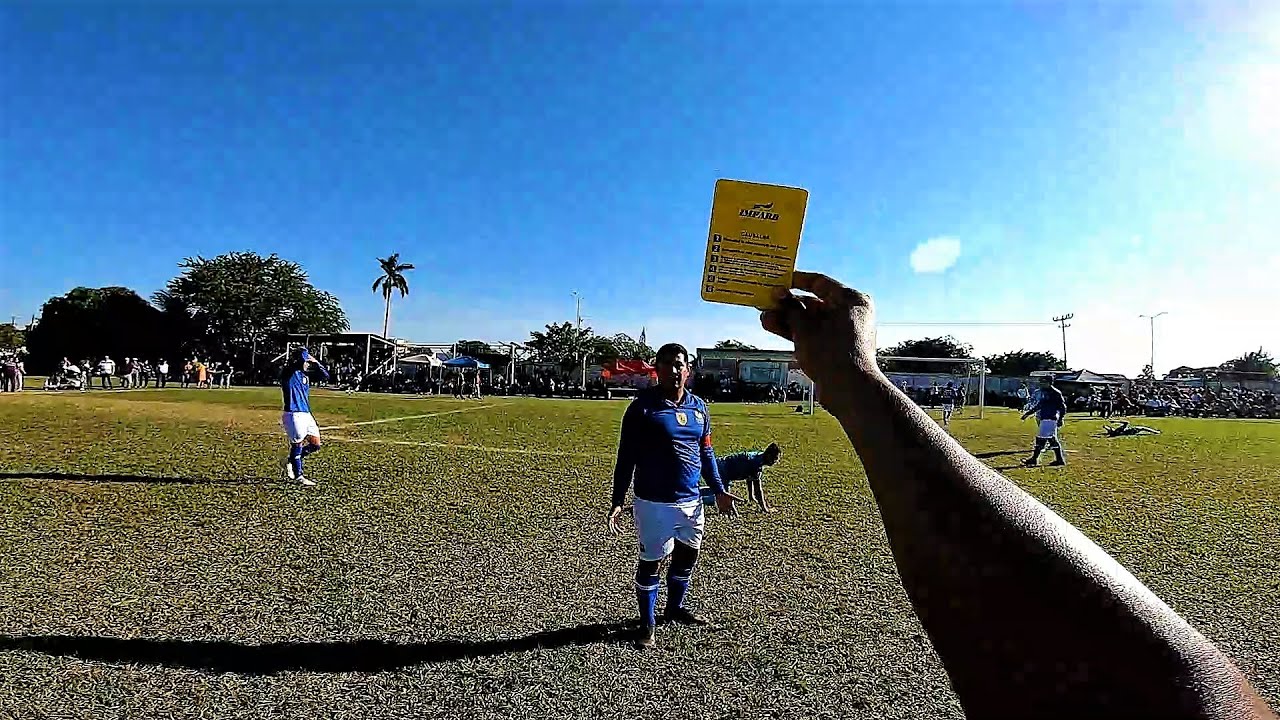 NO CUALQUIER VALIENTE SE ATREVE A SER ÁRBITRO!