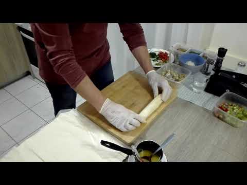 Βίντεο: Ρολά με μανιτάρια και κρέας