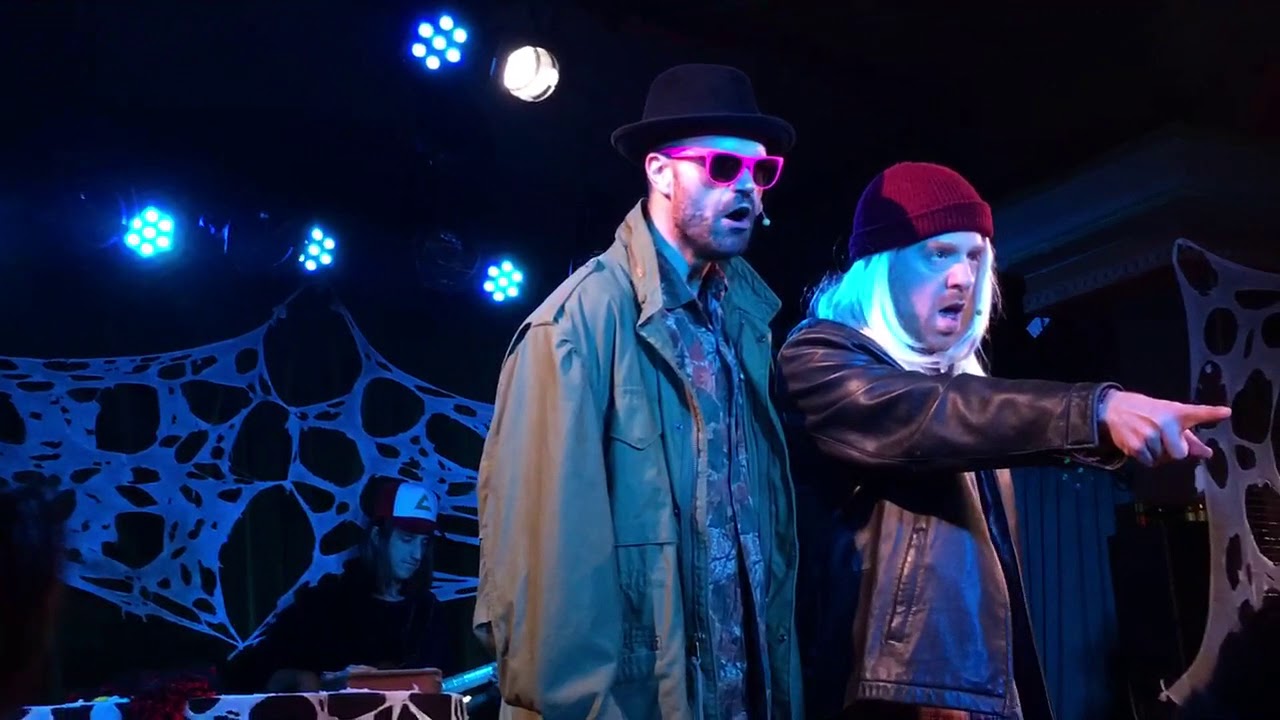 Smith, DeTrinis, and Snow - Smells Like Teen Spirit (10/31) - Hocus Pocus Unauthorized