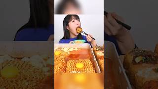 The Dark Theory Behind a Mukbang Star's Teeth