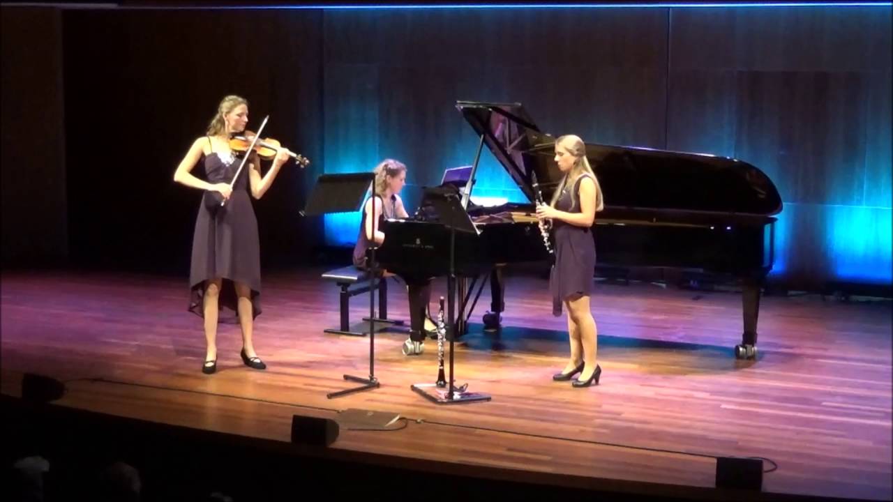 Hugo Godron - Sérénade Occidentale - Vivezza Trio - YouTube