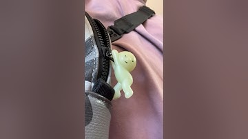 Let’s put this Smiski on some zippers! They have diff poses too! #unboxing #smiski #toycollector