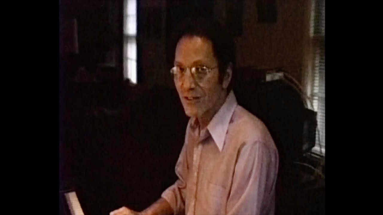 Tom Lehrer Singing 