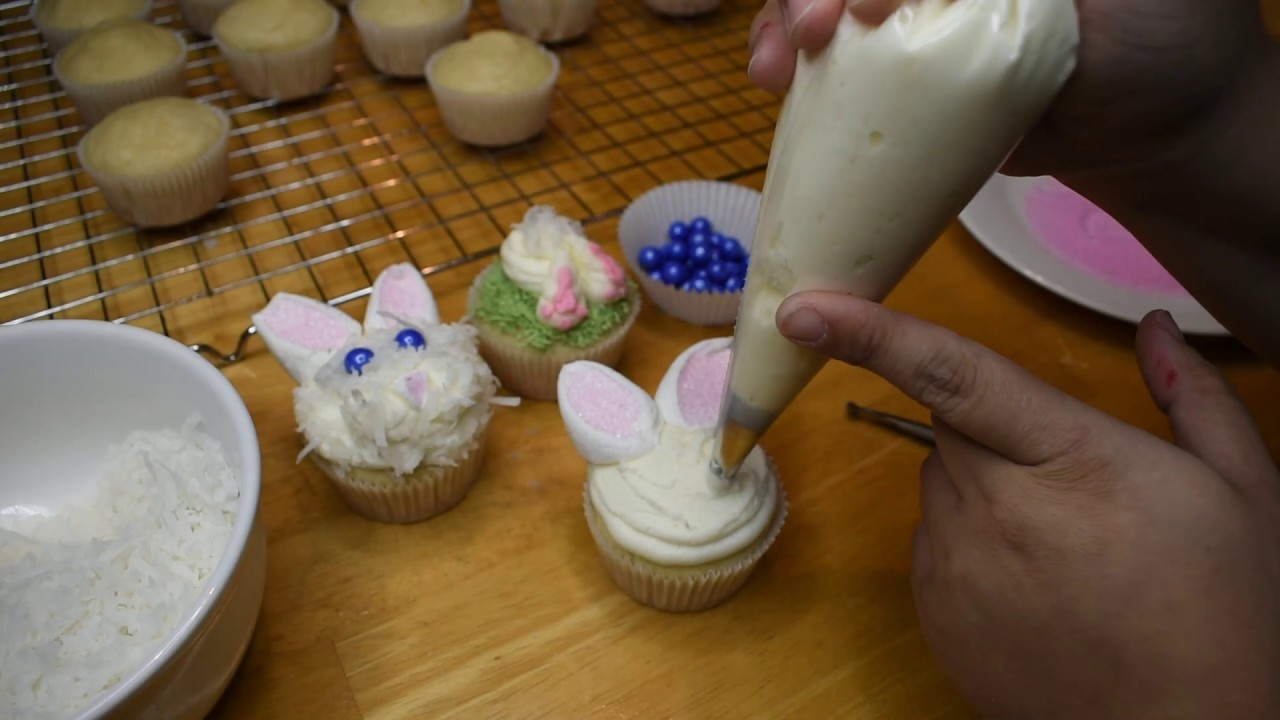 EASTER BUNNY CUPCAKES DECORATING TUTORIAL | TheCookingVlog
