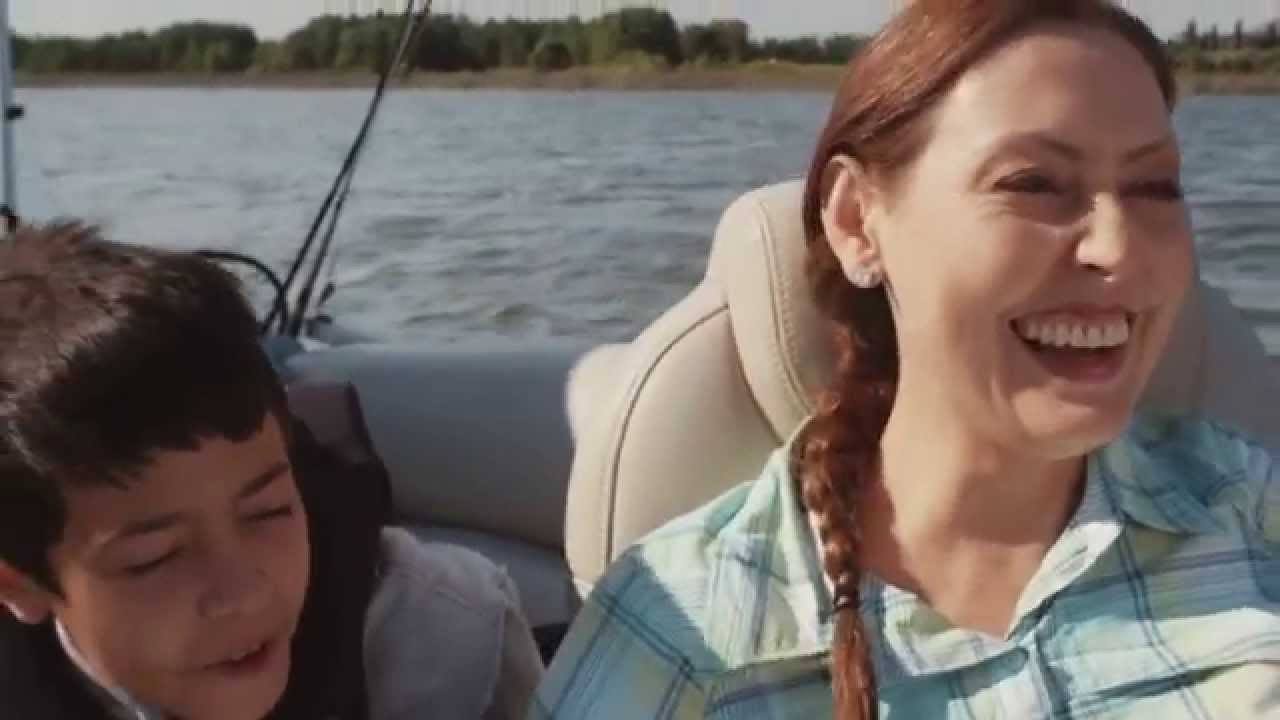 ⁣Bonding through Boating