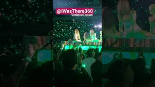 Shakiras Hips Went Off In Vegas. Lmynl Tour In Vr Gave Us Angles We Were Not Ready For.