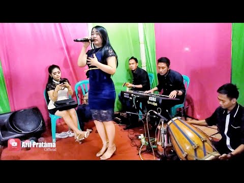 gaun-merah---alya-pangesty---versi-kendang-rampak