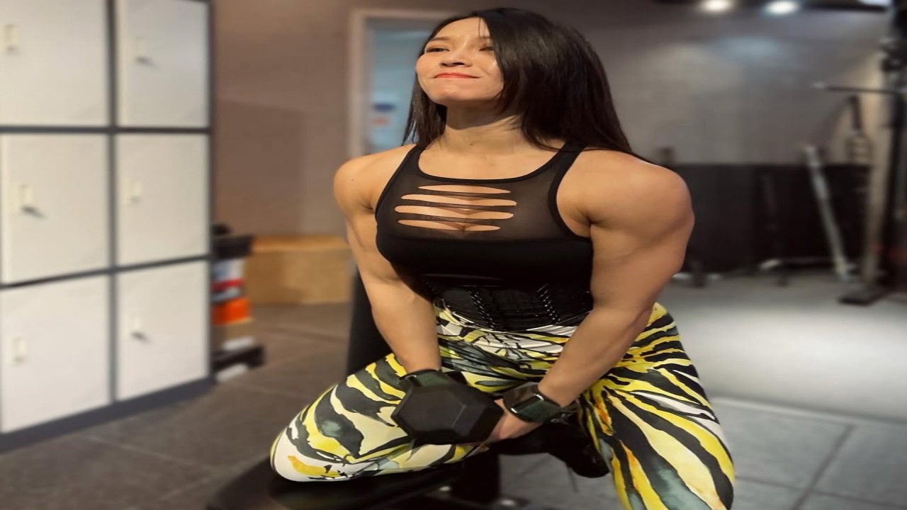 wenjun duan– Chinese Women's Fitness Model/ Female Fitness Motivation 2026 Chinese Muscular Woman