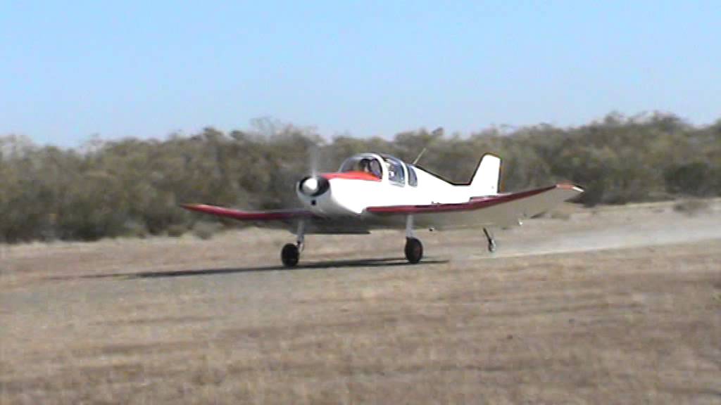 JODEL D150 DESPEGA DESDE LA 29 DE LA CERVERA