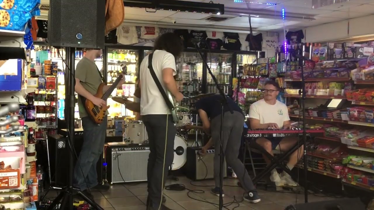 The Web (10/24/2025 - Friendly Rio Market)