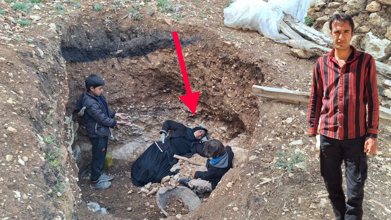 Venus, the lonely woman of the mountain  Fighting the ruthless Farzad to save his children