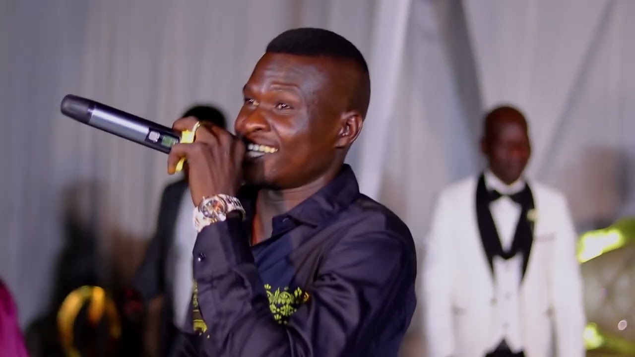 Lifom Dedication (De' Multitalented Son) Live performance (Mara tai, Mata Dagas & Ana Hibu Ita).