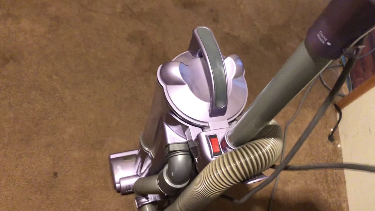 Shark Navigator NV22L Pre Vacuuming