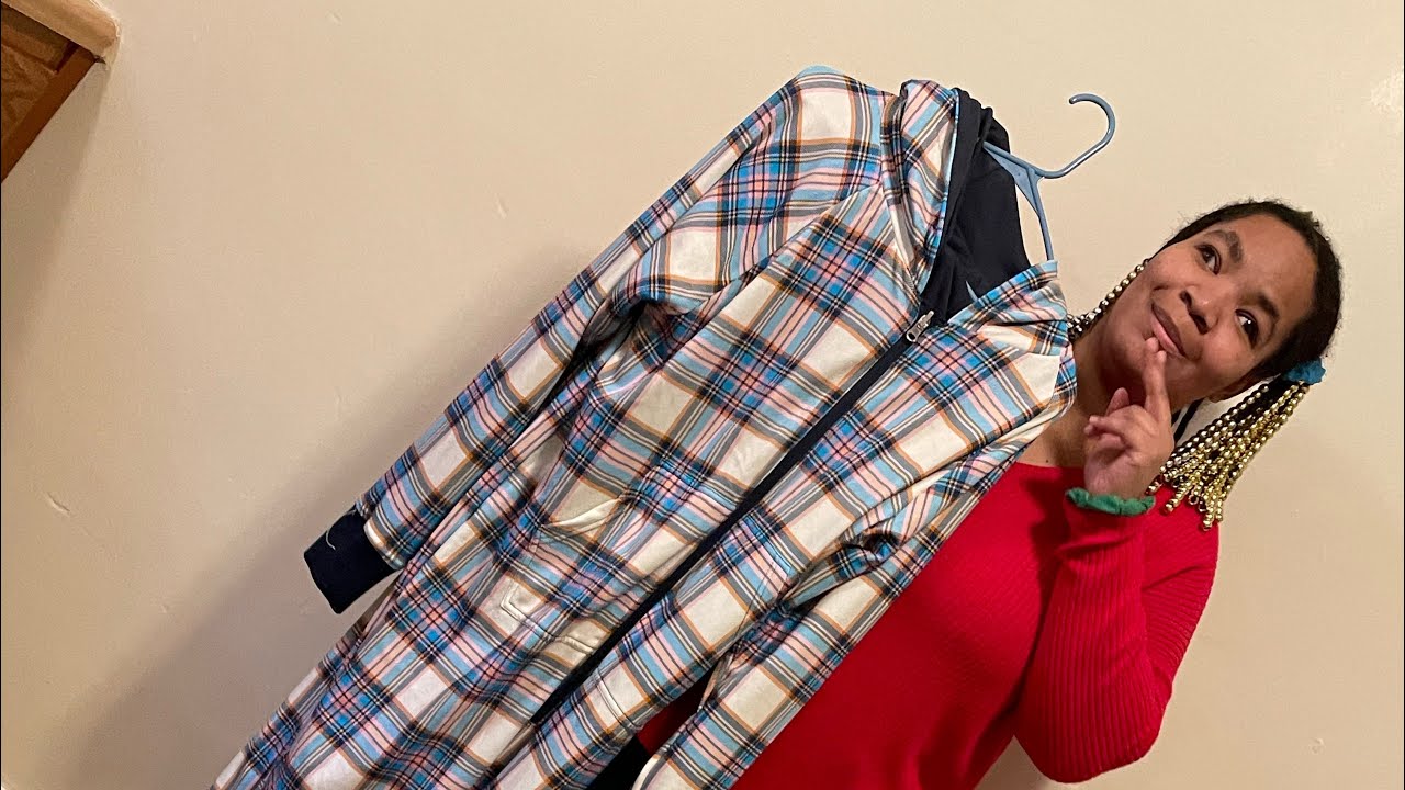 Colleen Ballinger Plus Size Onesie (Fanjoy Christmas collection 2022 ...