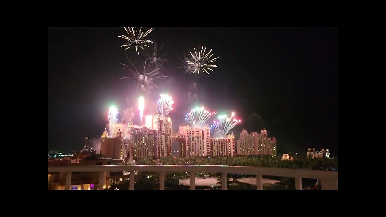 New Years Fireworks in Atlantis, Bahamas YouTube