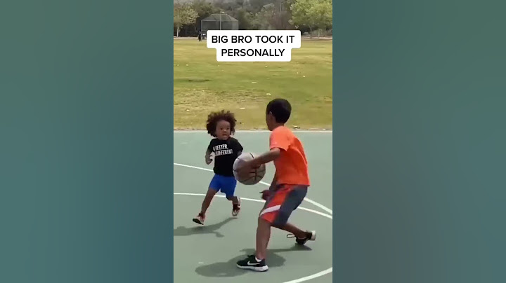 Big bro had to HUMBLE his little brother 🤣 #shorts - DayDayNews