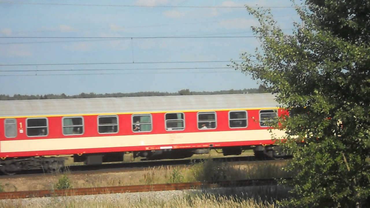 EP07-351 z pociągiem ,,Polonez'' wjeżdża do Łukowa HD