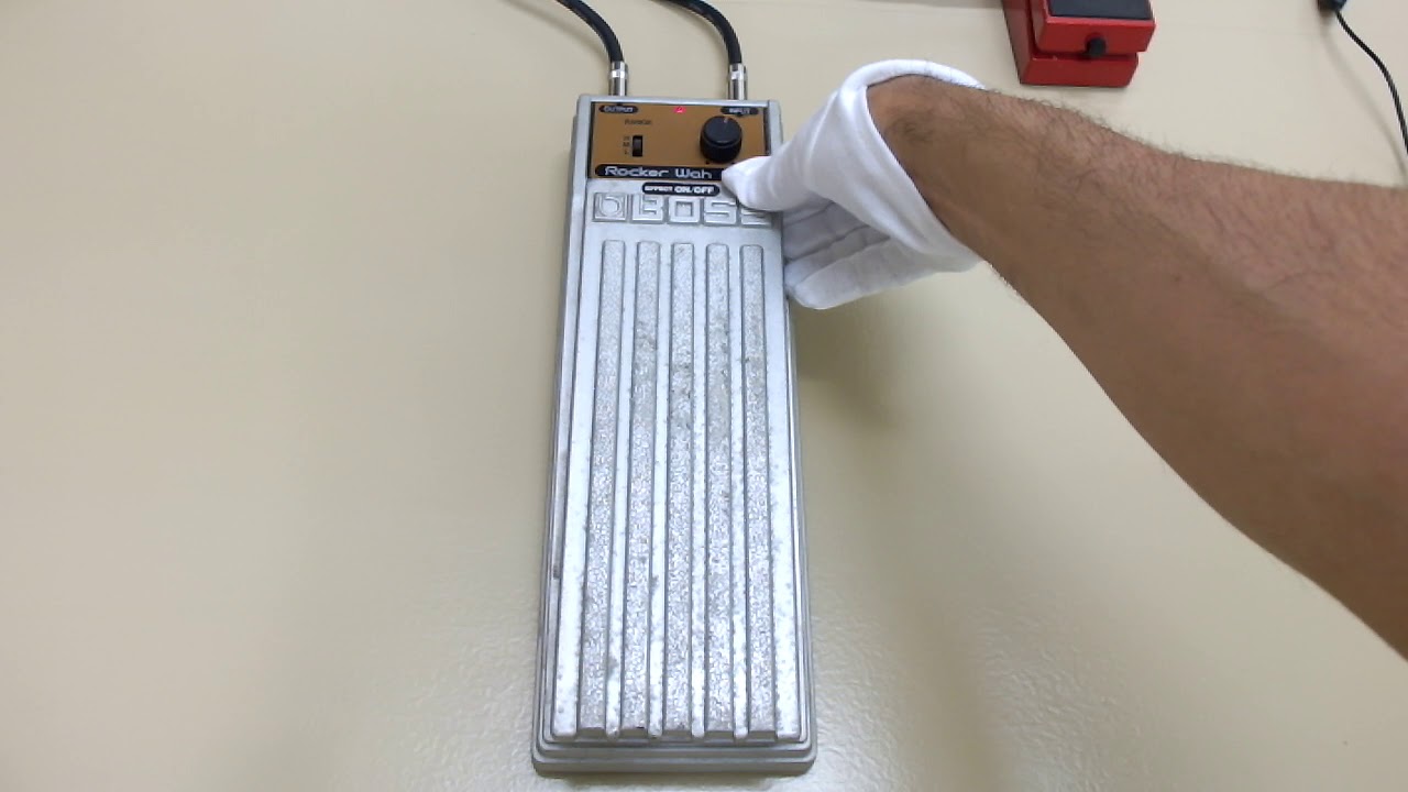 BOSS ROCKER WAH PW-1 動作チェック - YouTube