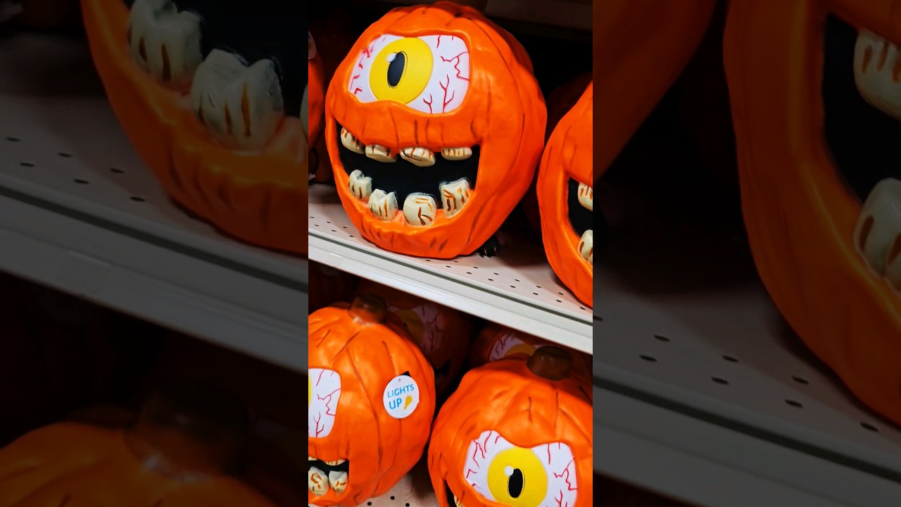 The One-eyed Happy Halloween Pumpkins 🎃 #halloween #halloweenhomedecor