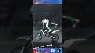 Libor Podmol is showing of his skills with a 9oclock #notj2024 #nightofthejumps #fmx