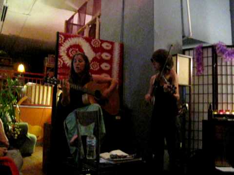 Fragile by Malika Sellami Live @ Coco's showroom i...