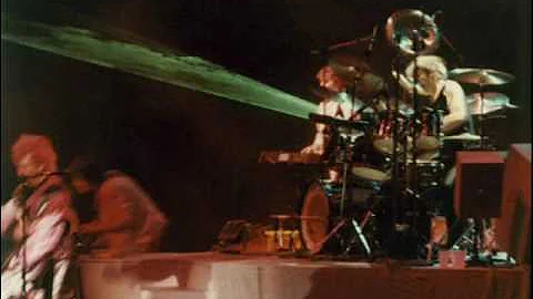 Yes- Live in Dallas, TX 1984/03/15