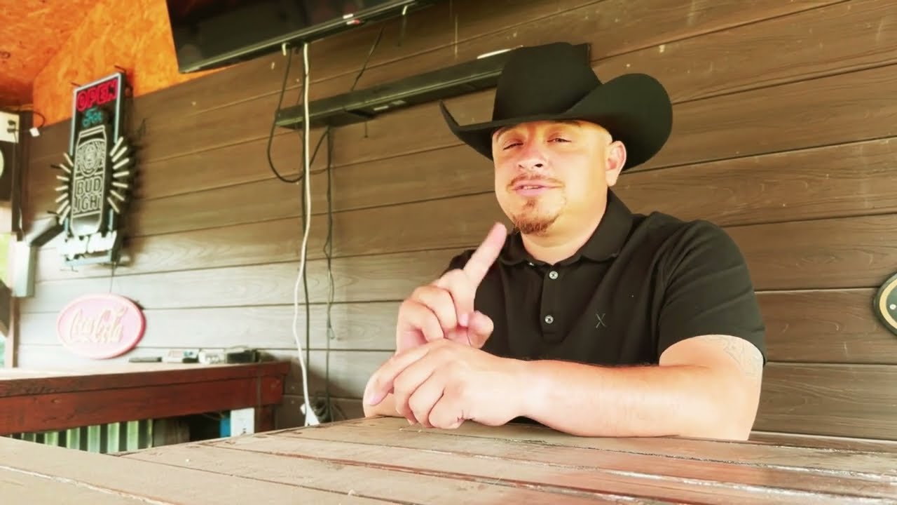 Ricky G - Thunder Rolls Cover (CUMBIA)