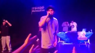 Contra İstanbul Konseri̇nde Şarki Sözleri̇ni̇ Unuttu