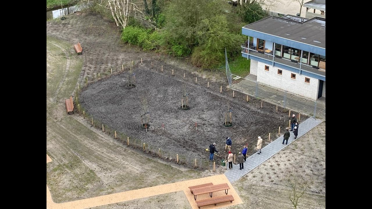 Met je voeten in de klei - 3 - YouTube