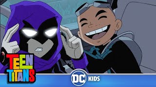 Gizmo vole la voiture des Titans | Teen Titans en Français 🇫🇷 | @DCKidsFrancais