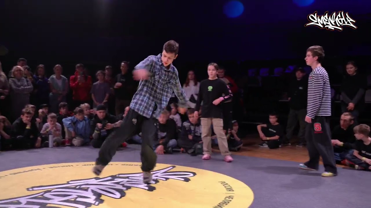 1 4 Breaking Crew Kids Avrora Bboys & Bgirls vs Fresh Kids