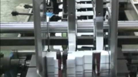 Signature™ folder gluer & lockbottom cartons