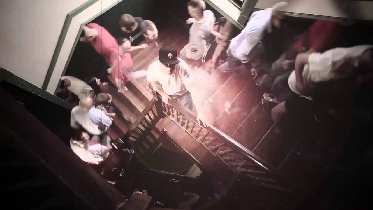 ISA6 Cody00 World passing by