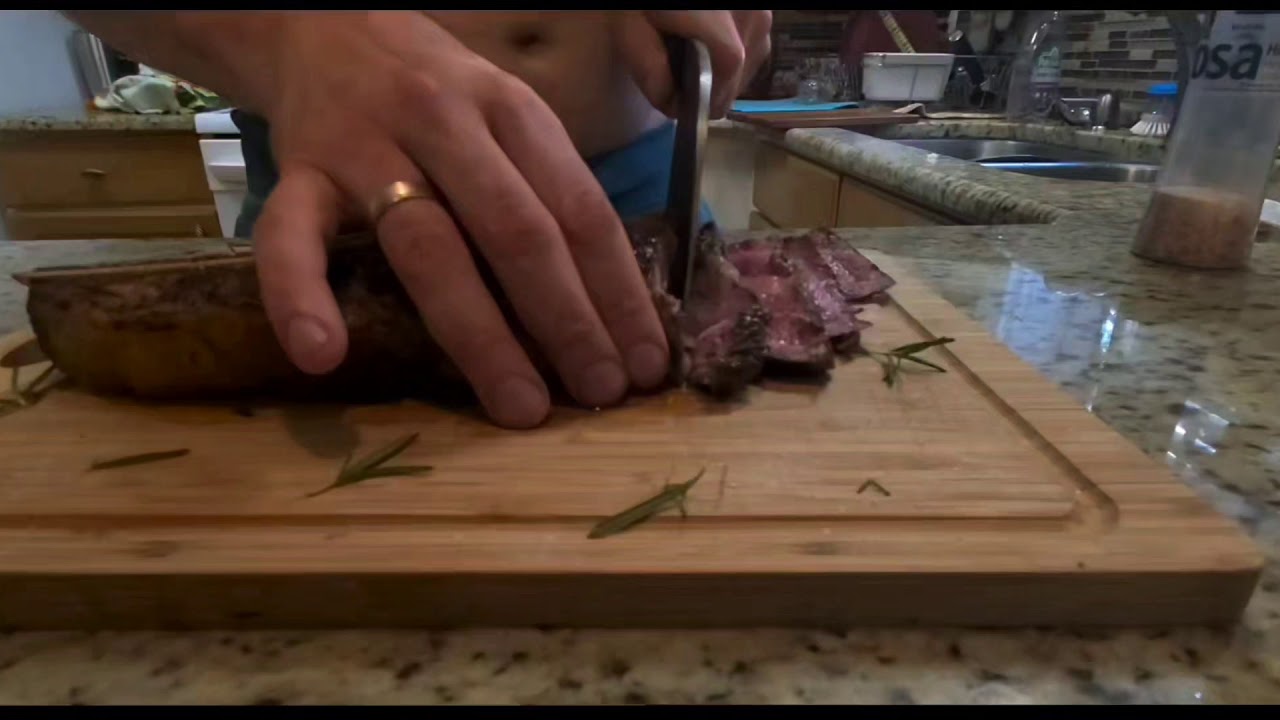 AMAZING STEAK ! CLOSE UP SHOT ! 2LBS RIBEYE STEAK CUT FRESH OFF GRILL