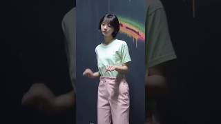 Yubin Starts Practicing While Watching The Performance Video Ohmygirl