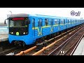 Разноцветные поезда метро ездят по железной дороге. Subway trains run by railway.