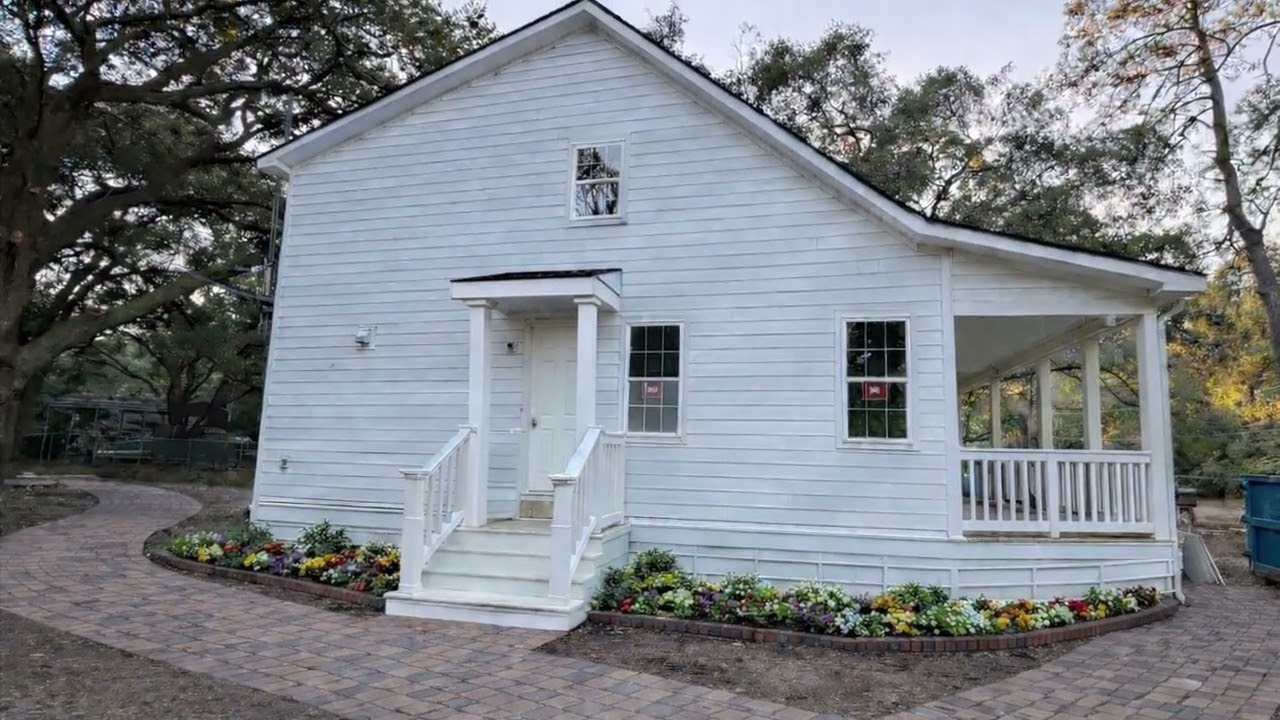 Where Comfort Meets Southern Charm