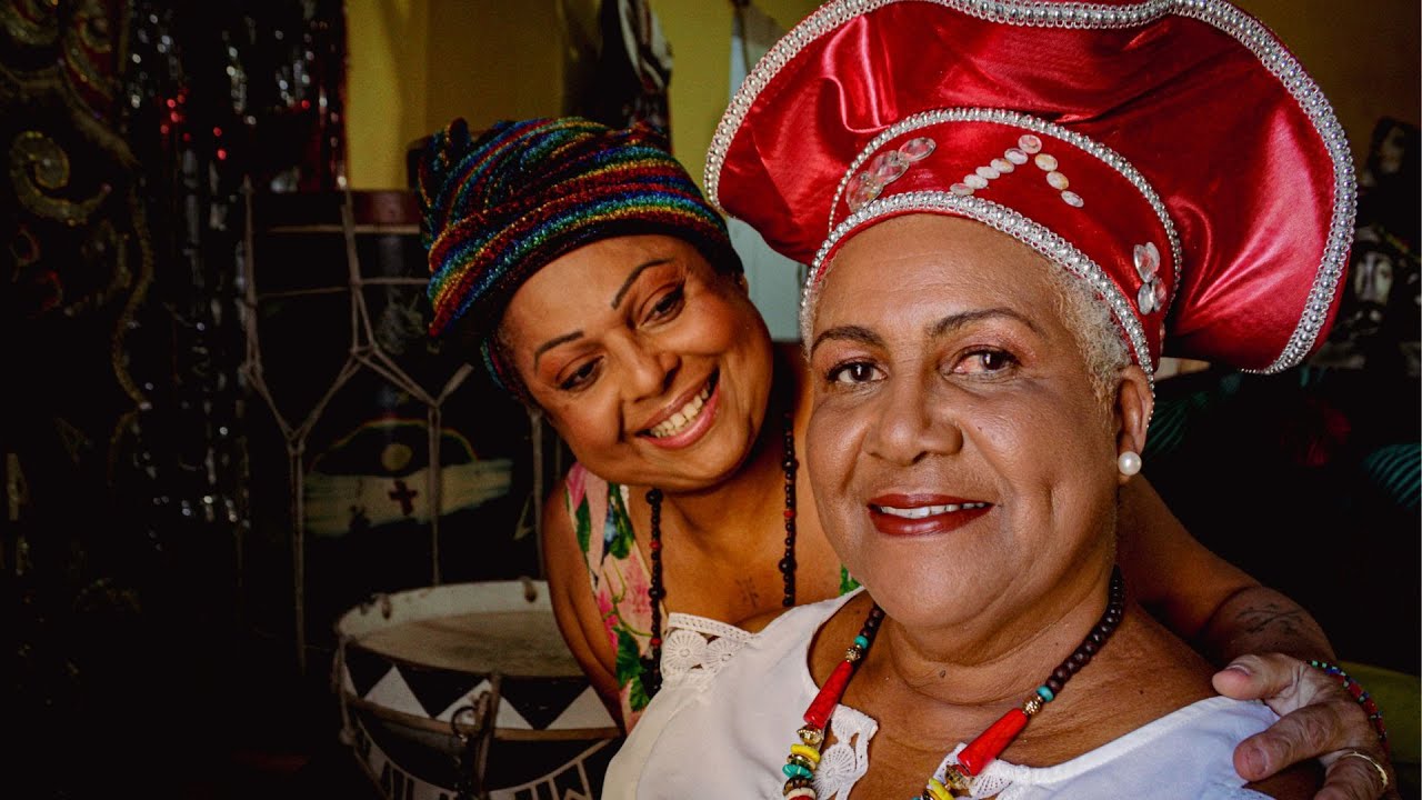 Maracatu da Boneca de Cera e Ilê Dandara