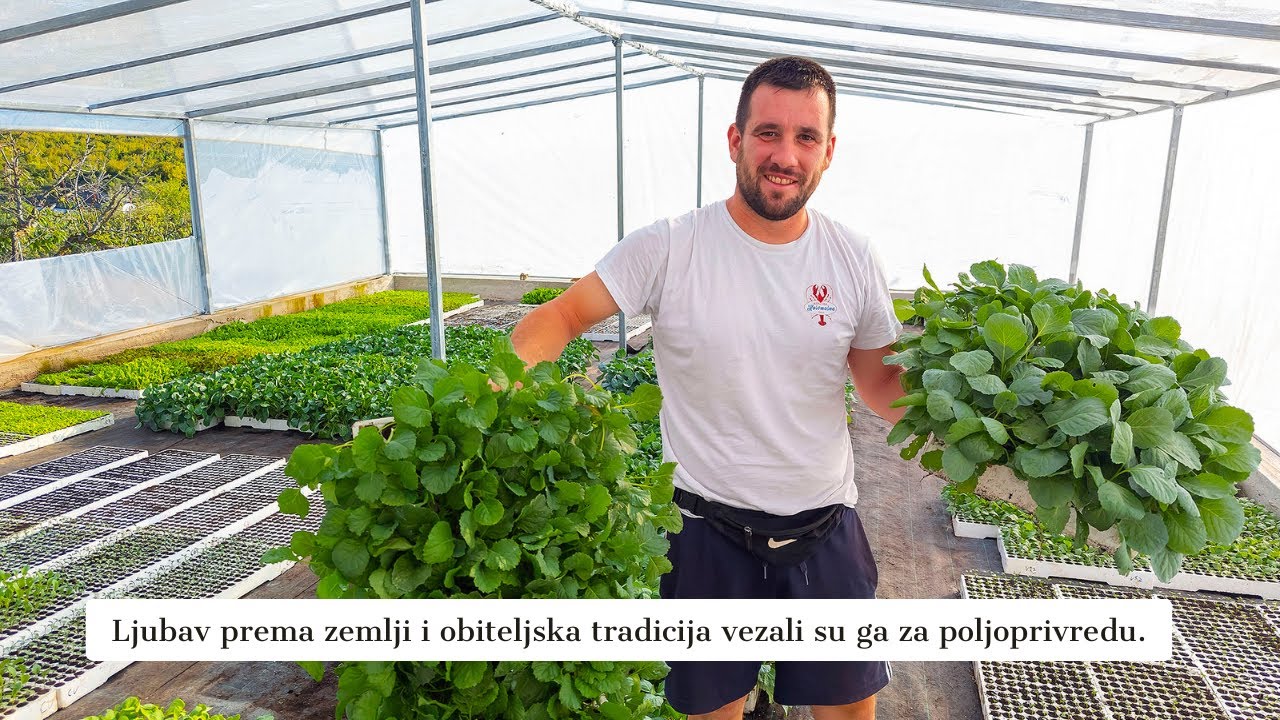 Sandi Brajković ima 30 godina i živi od poljoprivrede. Proizvodi vrhunski rasad.