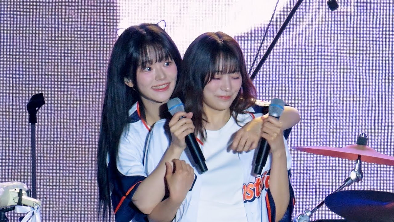 QWER #쵸단 #시연 #직캠 / 250512 원광대학교 축제 원스티발 / #QWER #Fancam #Chodan #Siyeon