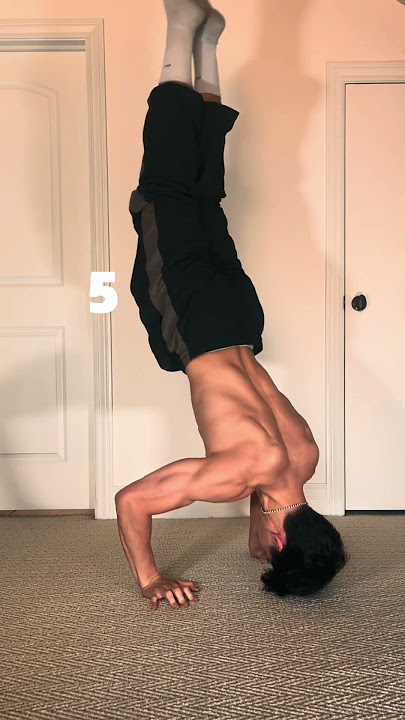 Try this handstand tutorial #calisthenics #handstand #hspu