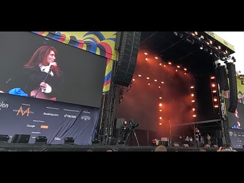 Jerry Heil  "козацькому роду" Liverpool Eurovillage