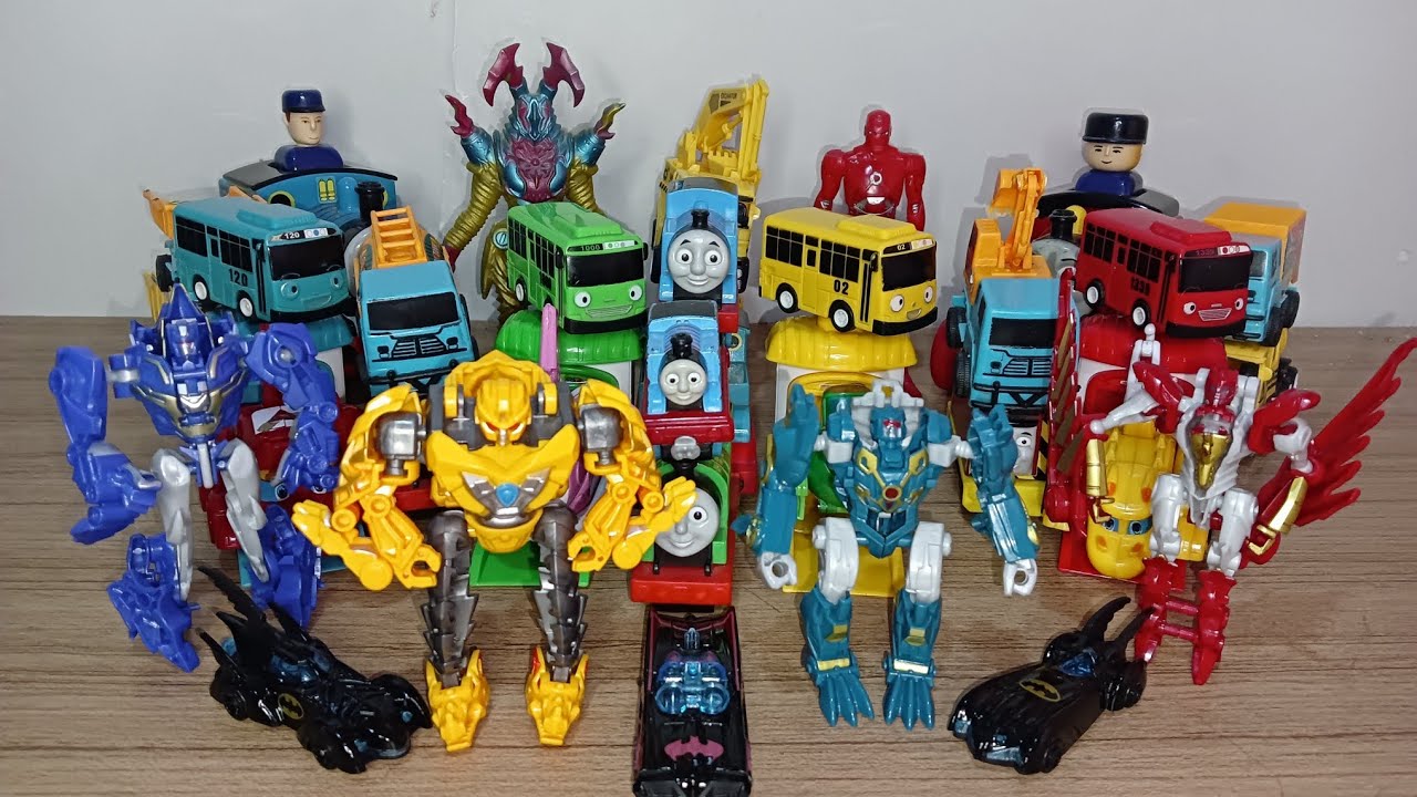 Menemukam harta karun mainan kreta thomas bus tayo gogo dino robot warrior truck avengers dinosaurus