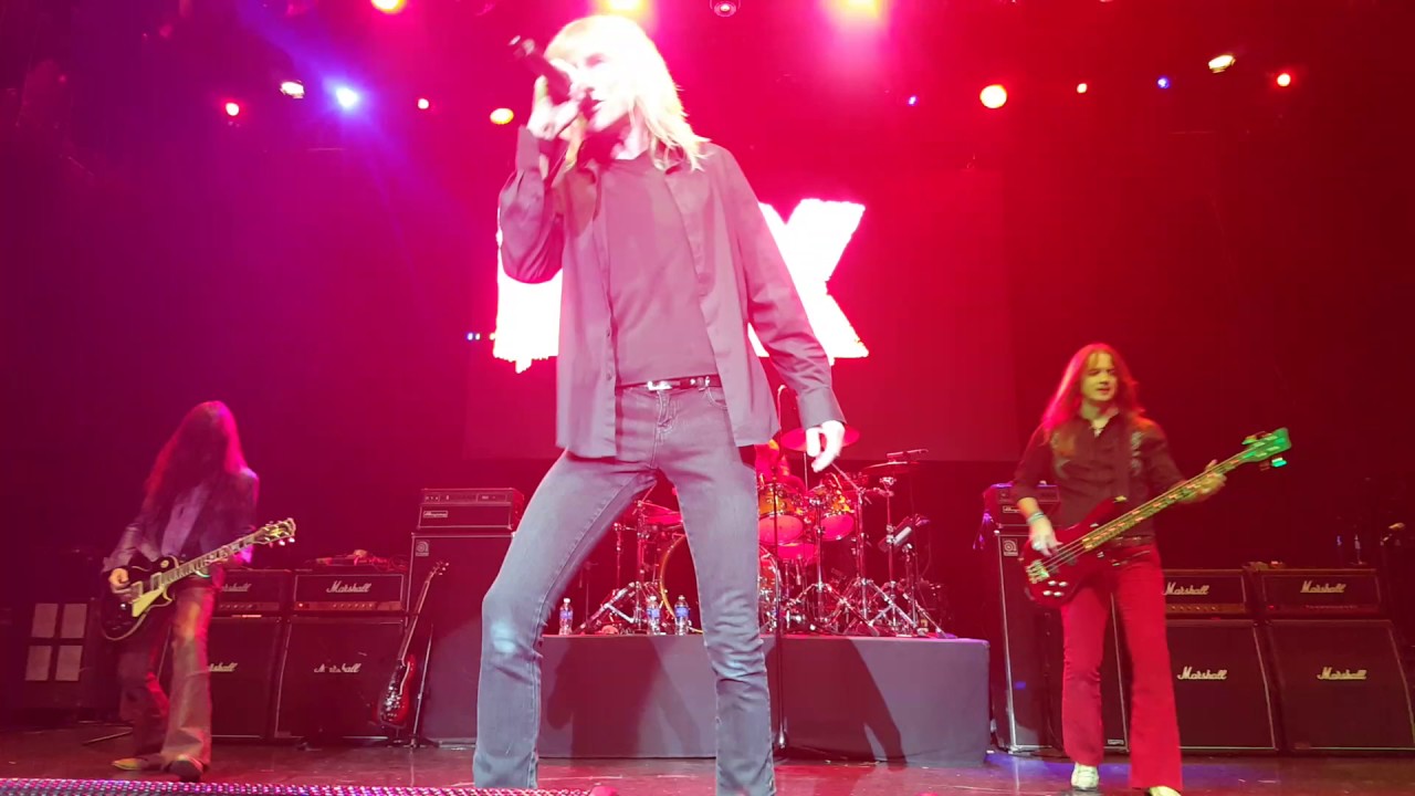 Kix rock your face off.live monsterwood cruise 2016